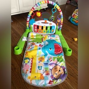 Fisher-Price Deluxe Kick & Play Piano Gym